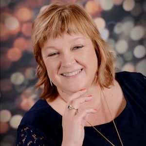 Meet your Posher, Lisa